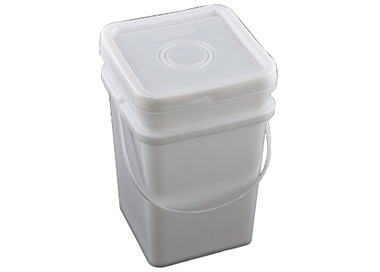 White Square Pail With Lid 20Ltr